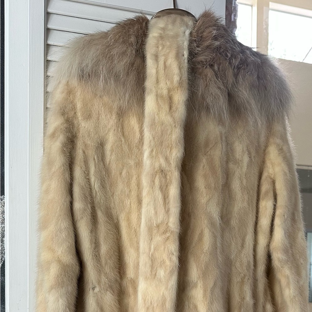 Sony Cream fur coat Plush Mid-Length